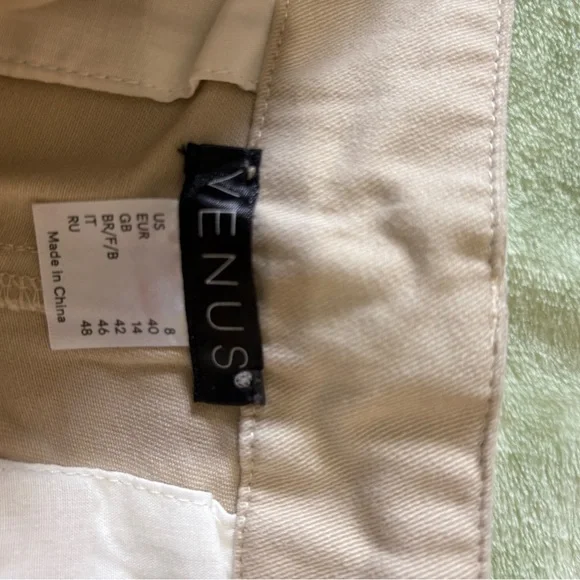 VENUS Light Tan Shorts - Picture 2 of 3